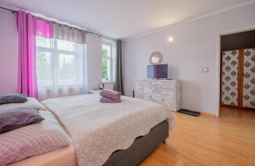 Bierutowice Bed & Breakfast | Lawendowy Dworek