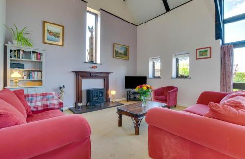 Attleborough House | Lays Barn