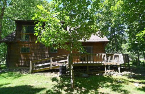 Berkeley Springs Ski Chalet | Lazy Bear Retreat - Wifi, Pet Friendly, Grill, Fire Pit, Fireplace, Deck, Golf, Hiking