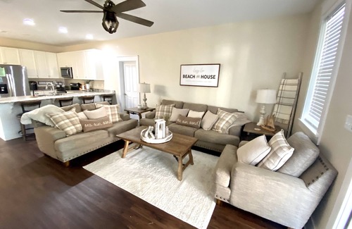 Port St. Joe Cottage | Lazy Lou. Low Rates for Sept. 4 Bedroom+4.5 Bath+Screen Porches+Pools+Hot Tub.
