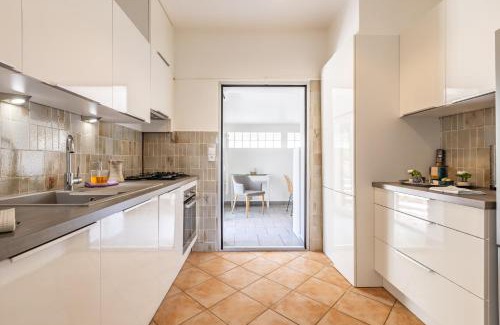 Mougins Villa | LB Vacation Rentals I Villa With Pool, Terrace, BBQ, Close To Golfs & Tennis