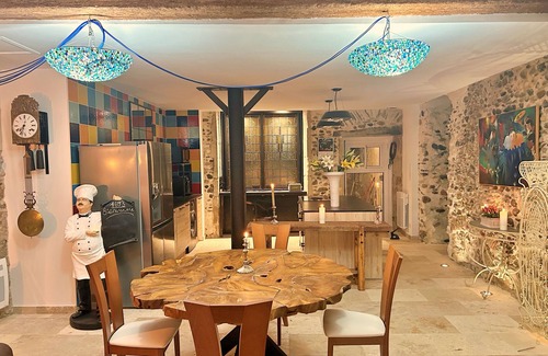 Limoux Apartment | Le 1693 - 4* Charm & Comfort in Cathar country