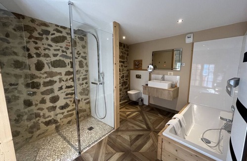 Langeac Hotel | Le 19 - Suite 19 | 50m2 | Historic Center | Air Conditioning