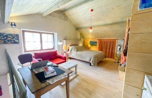Devesset House | Le Baki - Lac, randonnée, vue