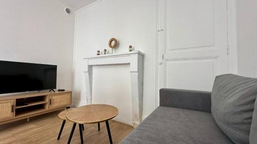 Pougues-les-Eaux Apartment | Le bel air