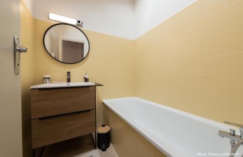 Pontaillac Apartment | Le Bel Ami proche Pontaillac, 3 pers, proximité centre, plage, commerce