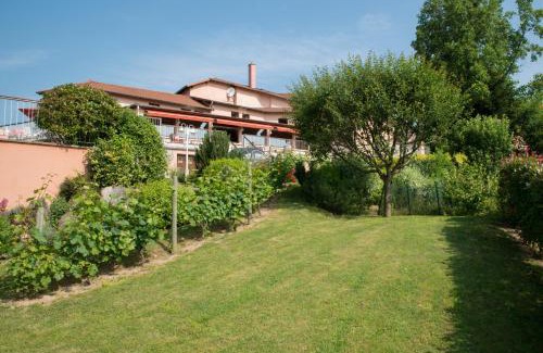 Le Cergne Hotel | Le Bel Vue