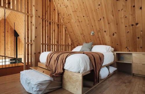 Chertsey Ski Chalet | Le Bois et Lumiere - In the heart of Nature