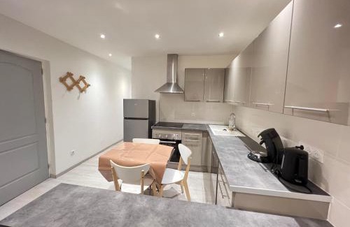 Val de Briey Apartment | Le Briotin Moderne Plein Pied Un-Séjour-à-Part