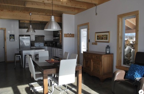 Bonaventure Regional County Municipality House | Le Bord de mer