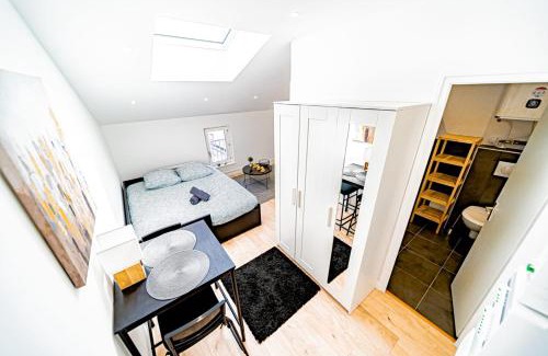 Bussiere - Cadiere Apartment | Le Californie - Agréable studio