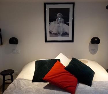 Marboz Apartment | Le Campagnard & Le Maryline # Wifi # Clim # Parking Gratuit # Calme & Nature