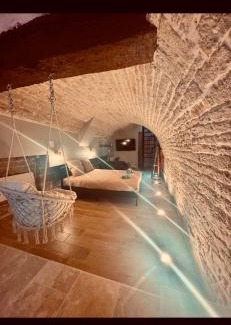 Centre Sud Apartment | Le Caveau - Spa Privé Dijon