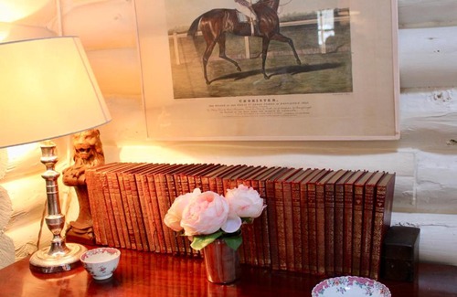 Adainville House | Le Cerf Volant