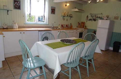 Villefranche-du-Perigord House | Le Chataignier Beautiful 16th Century Barn,