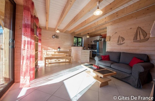 Jassat House | Le Chalet de Rose - Chambon-sur-lac