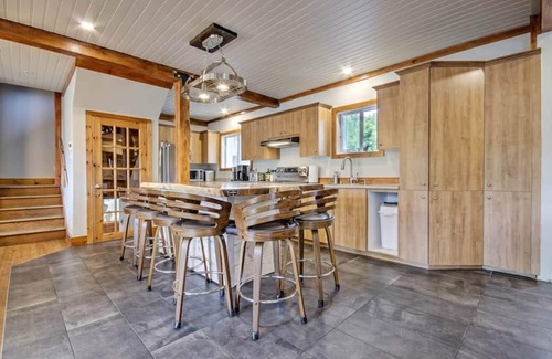 Saint-Jean-de-Matha Ski Chalet | Le Chalet Jaune - A thousand and one activities