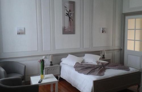 Buchy Bed & Breakfast | Le Chateau de Buchy