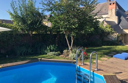 Saint-Pierre-du-Lorouer Bed & Breakfast | Le Chaton Rouge