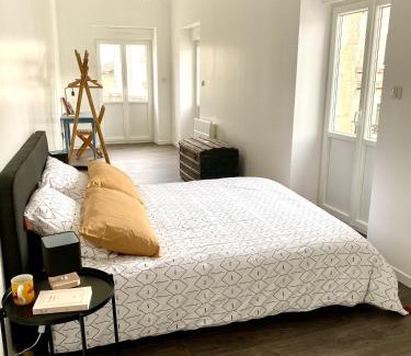 Miramont-de-Guyenne Apartment | Le Chill Loft