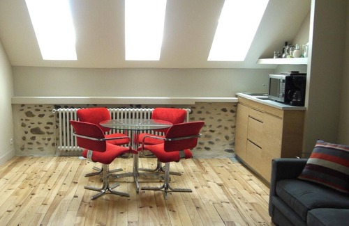 Jurancon Apartment | Le Classique Studio du Chai