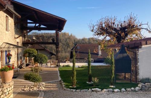 Marignieu Bed & Breakfast | Le Clos Bô-m