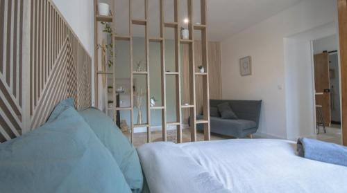 Neac House | Le Clos Bertin