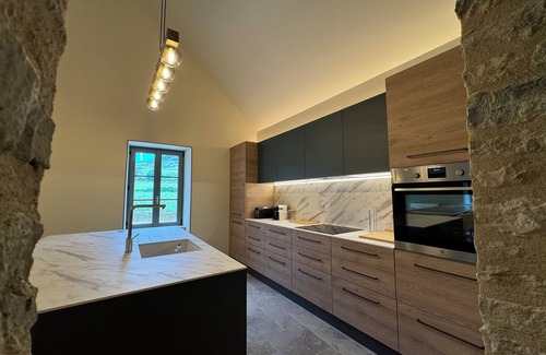 Santenay House | Le Clos de la Chapelle