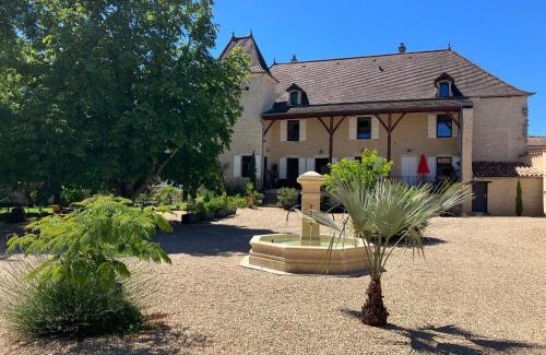 Clesse House | Le Clos De Quintaine Gîtes de Charme