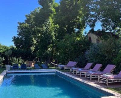 Asnieres-sur-Oise Bed & Breakfast | Le Clos des Fées