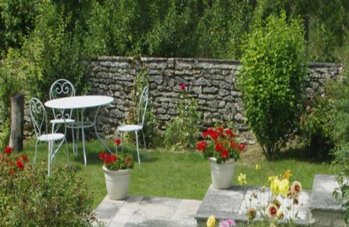 Chassignelles Bed & Breakfast | Le Clos Du Murier