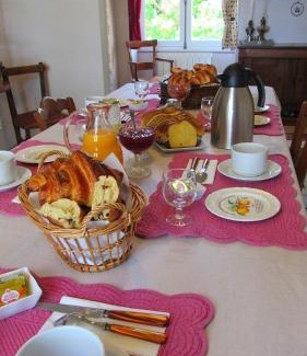 Saint-Dye-sur-Loire Bed & Breakfast | Le Clos Joséphine