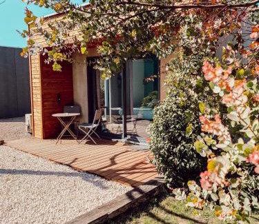 Nivolas-Vermelle Hotel | Le Clos Vernay