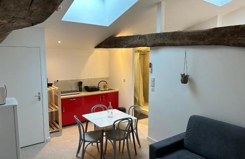 Pouilly-le-Monial House | LE CLOS ZÉLIE
