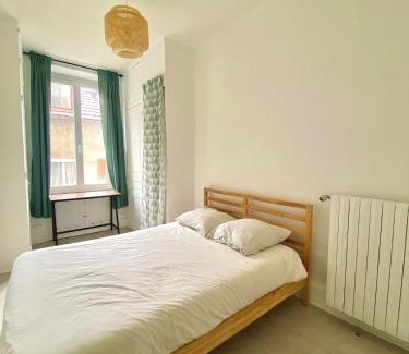 Quartier Chorier-Berriat Apartment | Le Cocon - 2 Bedrooms