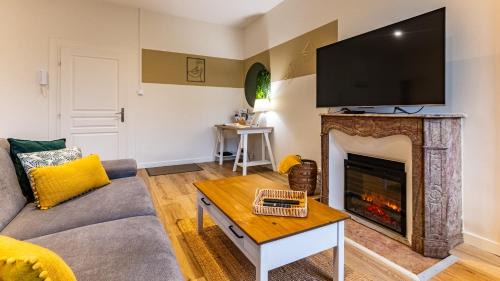Dole Apartment | Le Cocon d'Anna
