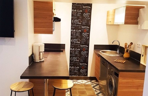 Meaux Apartment | le cocon meldois, In a quiet residential area, in the center of Meaux