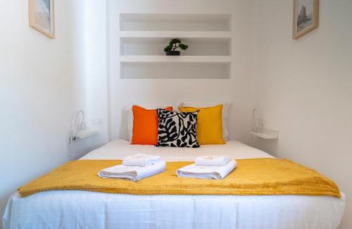 Menton Apartment | Le Coq Franciosy - AC - WiFi - New - Sea