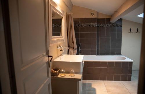 Herepian Hotel | Le Couvent d'Hérépian - Hôtel & Spa