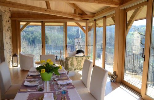 Saint-Just-sur-Viaur Bed & Breakfast | Le Couvent