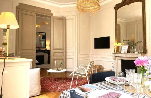 Quartier Vieux Marche-Cathedrale Apartment | Le Crosne - Parking - Standing - Calme