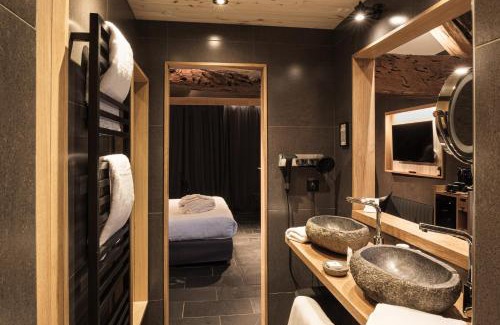 Chateauneuf Hotel | Le Domaine des Prés Verts Suites & Chambres avec Jacuzzi Privatif à Châteauneuf