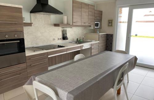 Richebourg House | LE DOMAINE DES SAULES