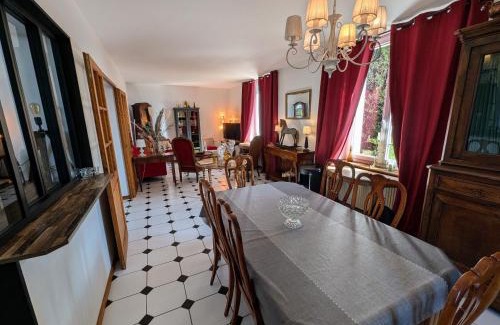 Chargey-les-Gray House | Le Domaine des Vignes - FR-1-583-366