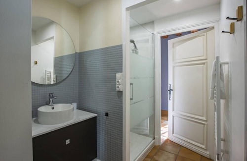 Huisseau-sur-Mauves Bed & Breakfast | Le Domaine Entier - 18 Personnes