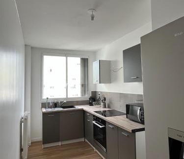 La Source Apartment | Le Familial