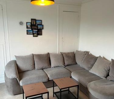 Dieppe Apartment | Le famillial , 2 chambres, 4 lits double Avec parking PRIVE 1 VOITURE, NETFLIX, DISNEY PLUS DISPONIBLE