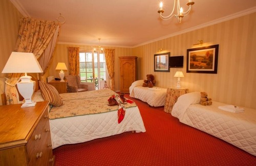 Cangey Hotel | Le Fleuray Hotel & Restaurant