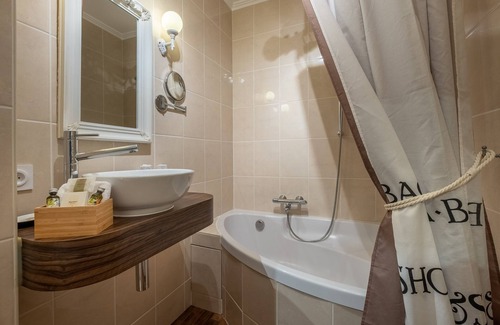 Cangey Hotel | Le Fleuray Hotel & Restaurant
