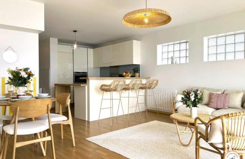 Saint-Martin-du-Littoral Apartment | Le French Riviera - Vue Mer - Terrasse - Parking